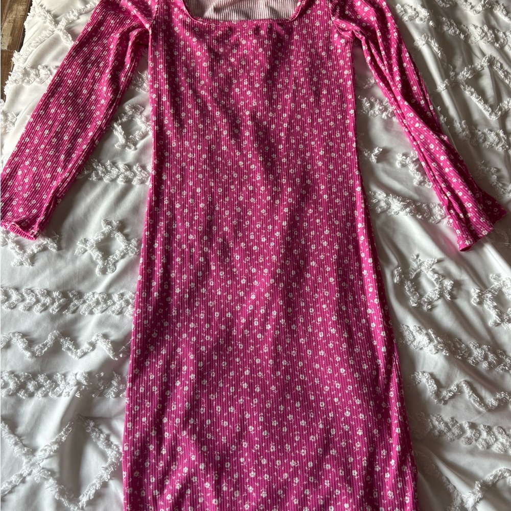 Velvet Torch Pink Ribbed Dress with White Floral Accents